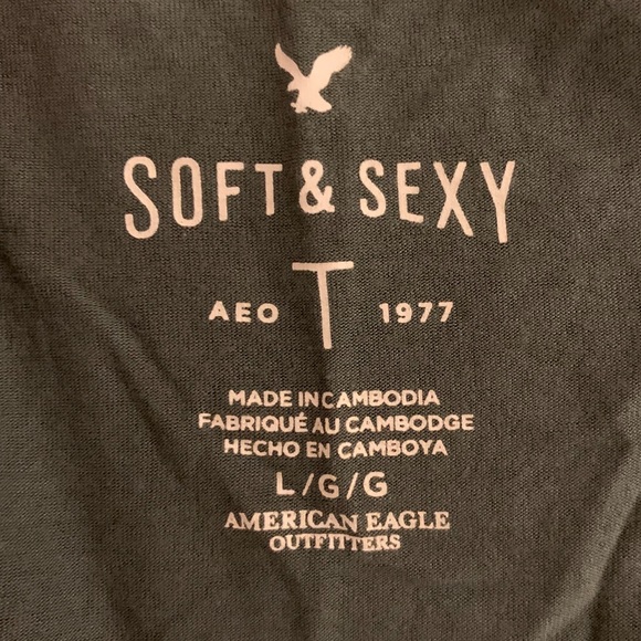 American Eagle Soft & Sexy Army Green T Shirt - Picture 5 of 5